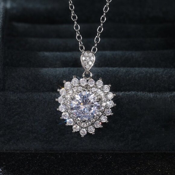 🍁 Heart Full CZ Diamonds 925 Silver Plated Heart Necklace for Women, EVGG1107 - Picture 3 of 3